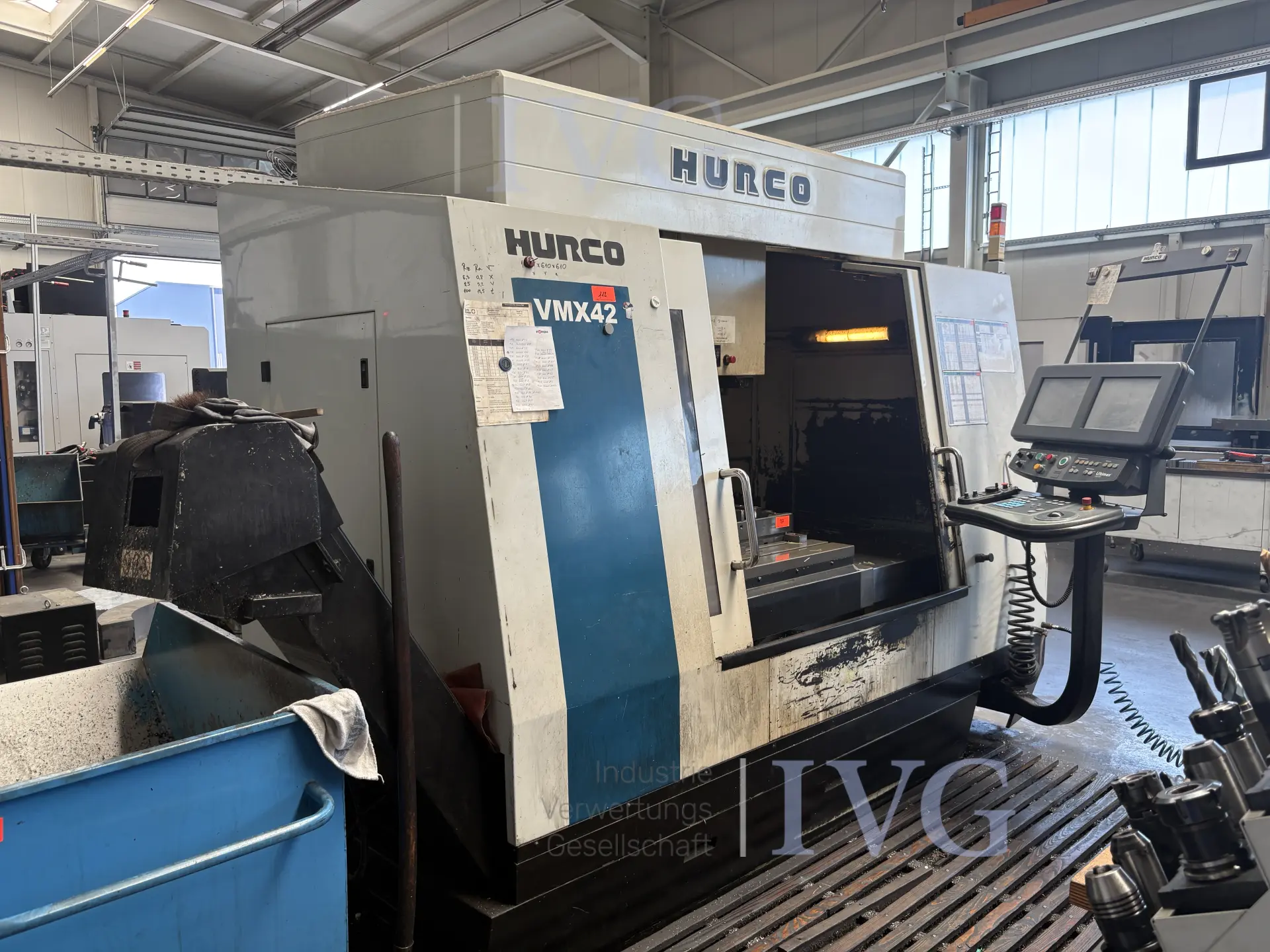 3-Achs-Bearbeitungszentrum HURCO VMX42
